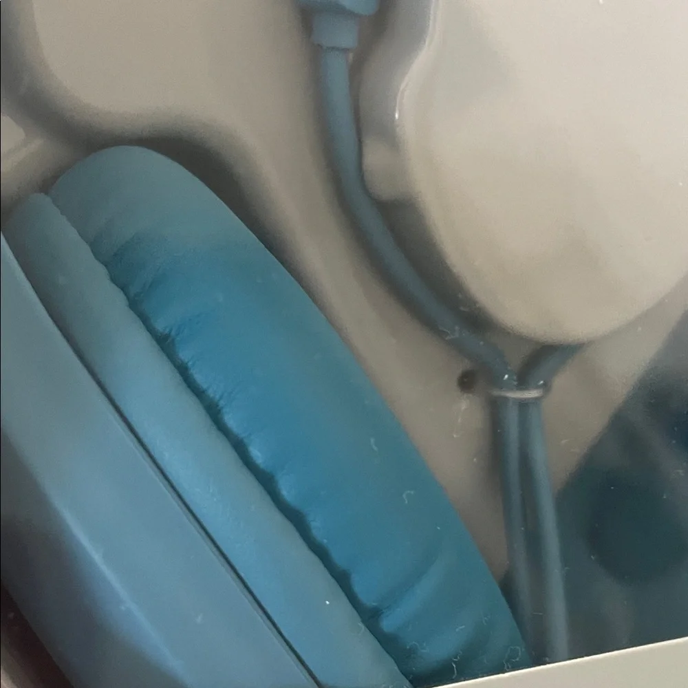 Heyday blue Wired Headphones, brand new with the box never used!